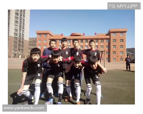 家境优越的足球明星如何在光环背后坚持梦想与努力奋斗